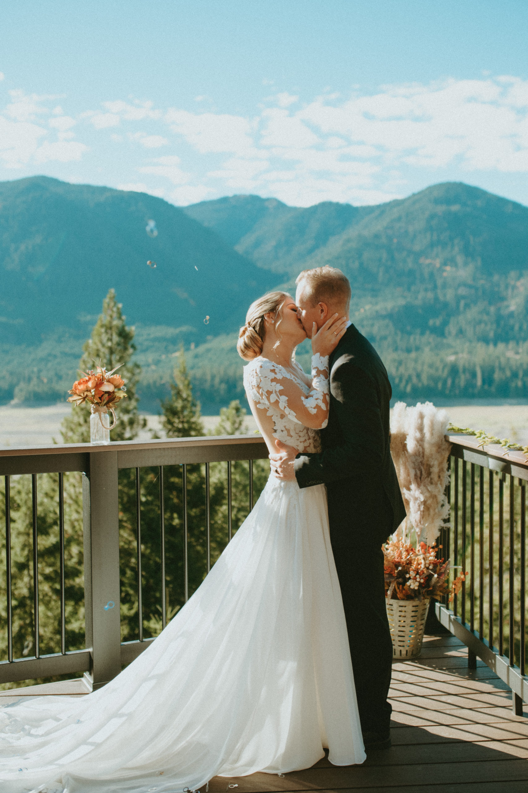 Microwedding in the mountains